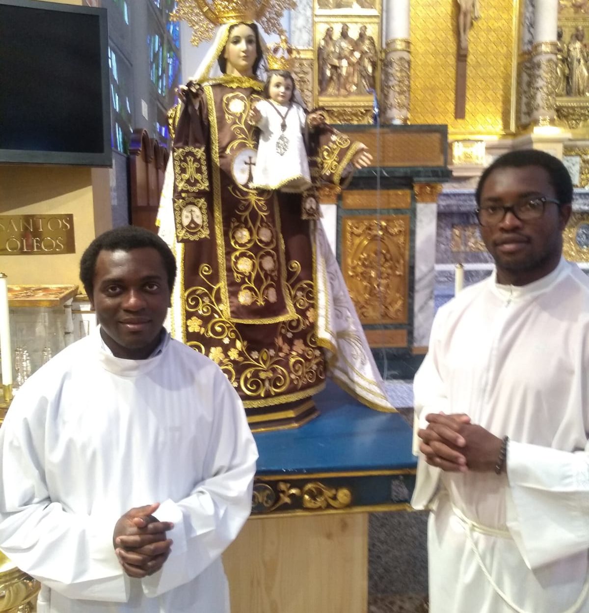 Sylvestre Marcel Ndongo y Pius Messongon, seminaristas de Camerún. Bidasoa.