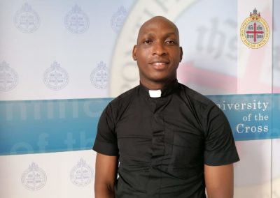 Nigerian Cosmas: "The rosary was stronger my faith surrounded by Muslims" .
