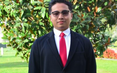 Бинсар, из Индонезии, самый молодой семинарист в Бидасоа в возрасте 21 года.